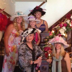 Meet your Posher, Connie